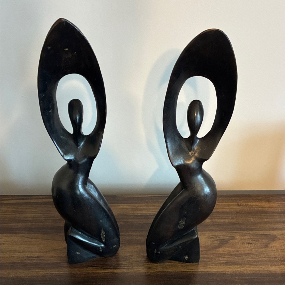Elegant Black Abstract Sculpture Set